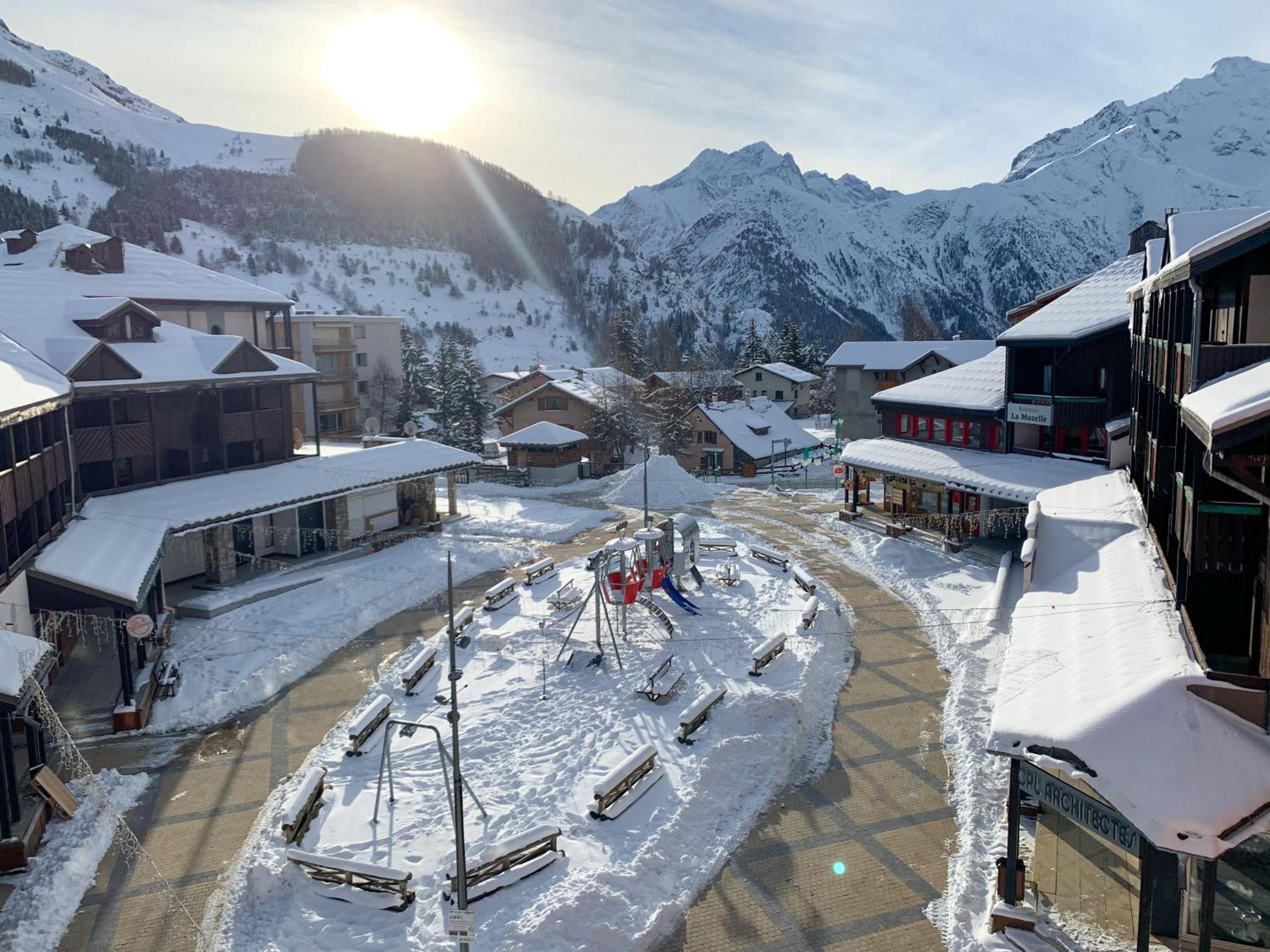 Travelski Home Classic - Residence La Muzelle Ле-дез-Альп Екстер'єр фото